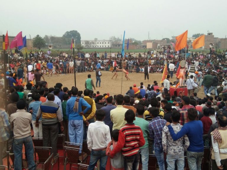 Jagadhri : दशहरा ग्राउंड जगाधरी में दंगल आयोजित