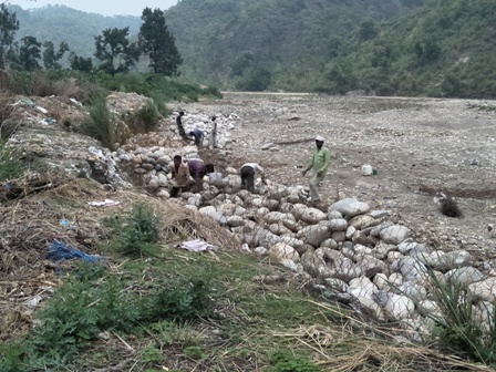 तय समय सीमा पर पूरे नहीं हो पाए बाढ राहत कार्य