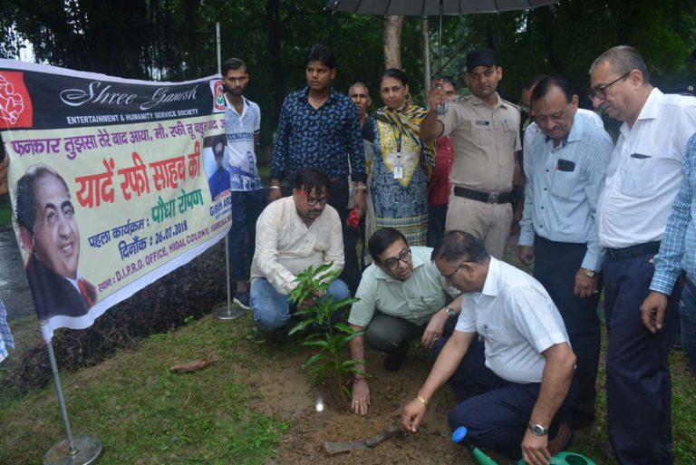 श्री गणेश इंटरटैनमैंट एण्ड हयूमैनिटी सर्विस सोसाइटी द्वारा पौधारोपण, उपायुक्त ने कहा पौधे लगाकर ही पर्यावरण का सरंक्षण किया जा सकता है