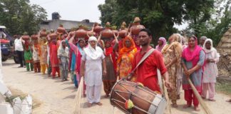 गुन्दियानी के नगर खेडा मन्दिर में मूर्ति स्थापना के बाद निकाली शोभायात्रा