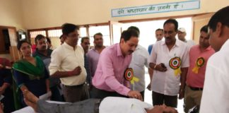 राजकीय प्राथमिक शिक्षक संघ यमुनानगर के रक्तदान शिविर में लगा रक्तदाताओं का तांता,रैडक्रॉस के प्रबंध पडे कम