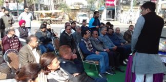 बरसात के पानी के निकास के लिए नगर निगम की ओर से कन्हैया साहिब चौंक से डीच ड्रेन की सहायता से 4500 मीटर सिवरेज लाईन बिछाने का कार्य किया शुरू