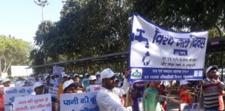 जिला सचिवालय के प्रांगण में विश्व जल दिवस के अवसर पर जल बचाव को लेकर रैली को किया रवाना