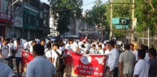 जिला निवार्चन अधिकारी ने नेहरू पार्क से 500 से अधिक बच्चों व लोगो की मतदाता जागरूकता साइकिल रैली को झण्डी देकरा किया रवाना
