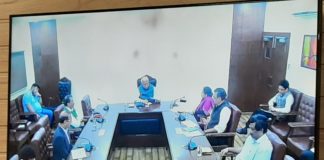 कोविड-19 के चलते सडक़ों पर कोई मूवमैंट न हो, सख्ती करें अधिकारी : मुख्यमंत्री