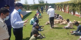 उपायुक्त व पुलिस अधीक्षक ने प्रवासी श्रमिकों के लिए किये गये प्रबंधों का लिया जायजा yamunanagar hulchul - deputy commissioner help