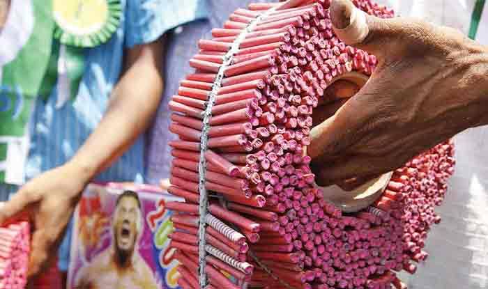Chandigarh : एनजीटी आदेश के बाद पटाखा व्यापारियों में रोष