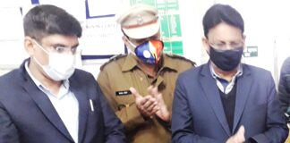 Yamunanagar : कोरोना वैक्सीन – इंतजार खत्म, पहली कर्मचारी व दूसरी लगी सी.एम.ओ. को corona vaccination in yamunanagar, yamunanagar hulchul, cmo dr vijay dahiya, dc yamunanagar, deputy commissioner yamunanagar, यमुनानगर हलचल, digital directory of yamunanagar, digital yamunanagar