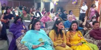 Yamunanagar : समाज में उल्लेखनीय कार्य करने वाली महिलाएं हुई सम्मानित Alka Garg, Womens Day, Yamunanagar, Yamunanagar Hulchul, District Yamunanagar, Digital Yamunananagar, About Yamunanagar, Ravinder Punj, Satish Dhiman, Web News Portal in Yamunanagar, Yamunanagar City News, Yamunanagar News,