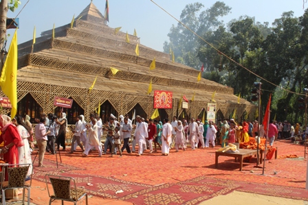 surya kund mandir amadalpur