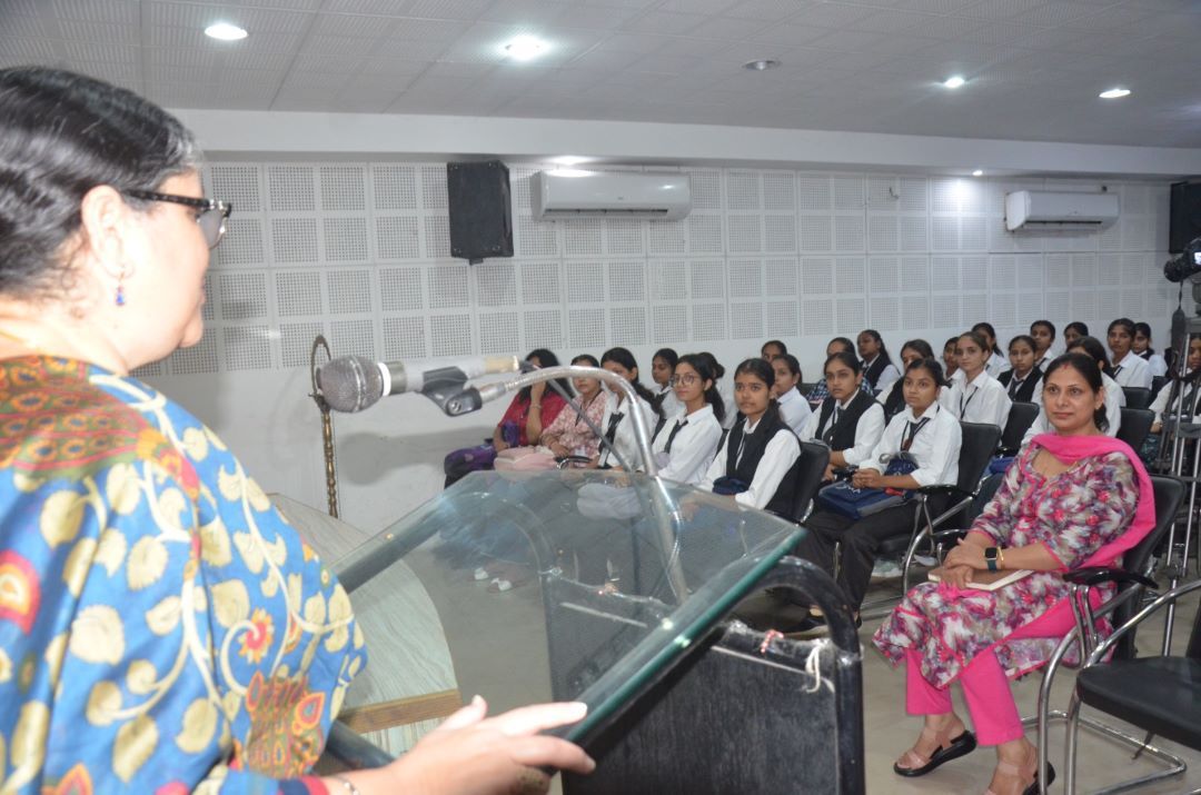 yamunanagar dav college for girls